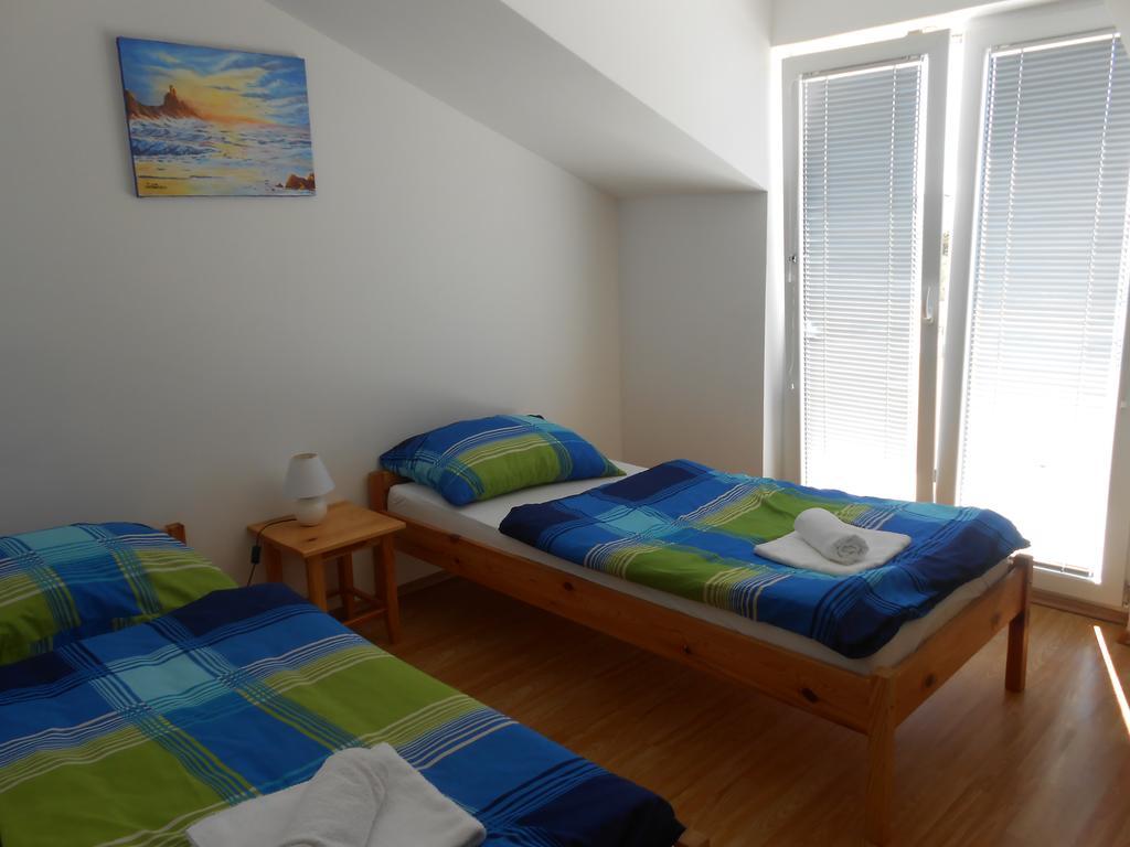 Apartments Jasmina Novalja Εξωτερικό φωτογραφία