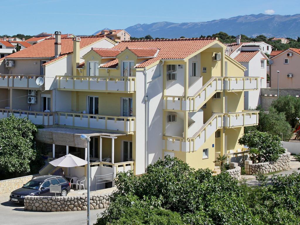 Apartments Jasmina Novalja Εξωτερικό φωτογραφία
