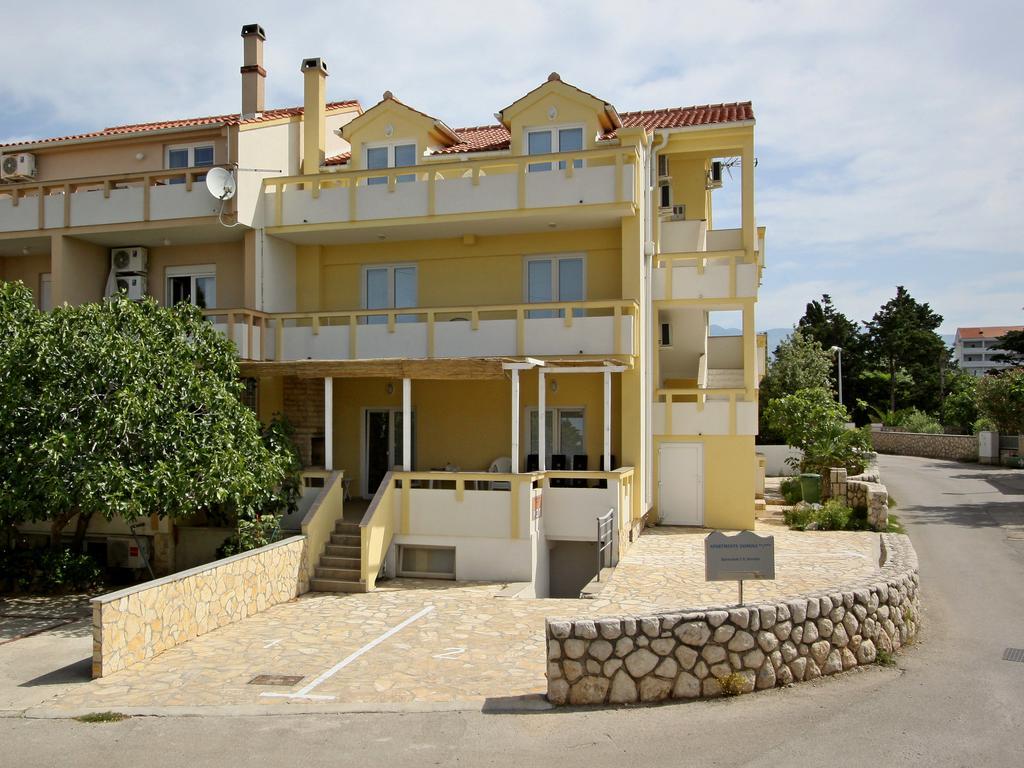 Apartments Jasmina Novalja Εξωτερικό φωτογραφία